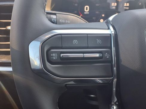 New 2026 GMC Canyon Elevation w/ Convenience Package RWD image 10