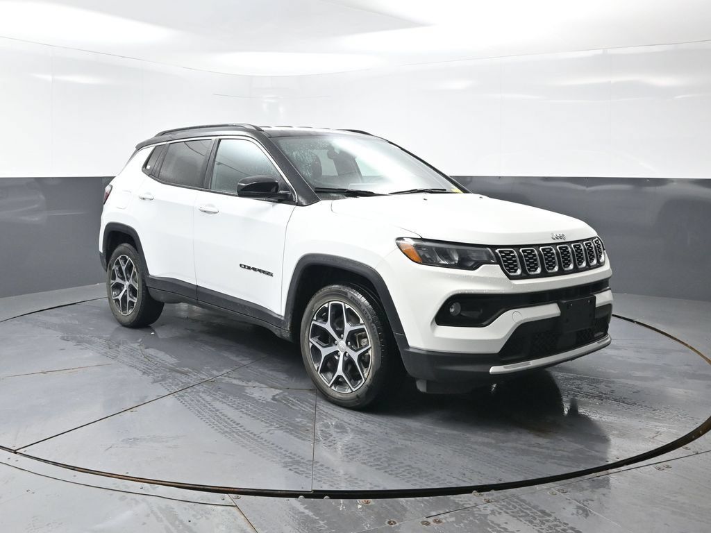 Used 2024 Jeep Compass Limited AWD/4WD image 5