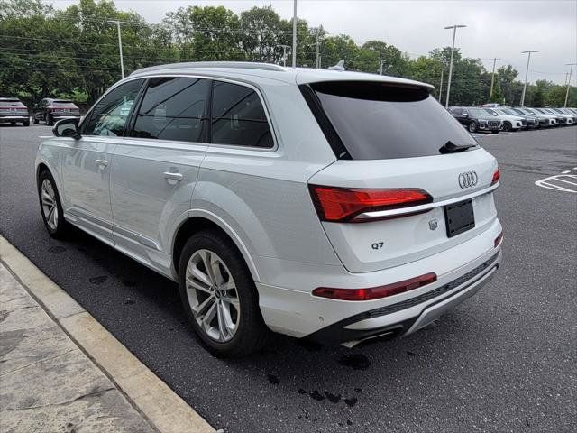 Certified 2025 Audi Q7 3.0T Prestige AWD/4WD image 16