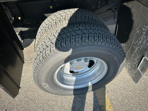 Used 2024 Chevrolet Silverado 3500 W/T w/ WT Convenience Package image 6