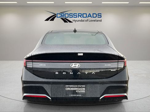 New 2025 Hyundai Sonata Limited image 6