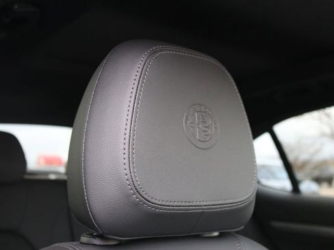 New 2025 Alfa Romeo Stelvio Sprint image 34