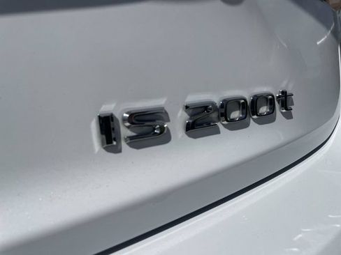 Used 2017 Lexus IS 200t RWD image 32