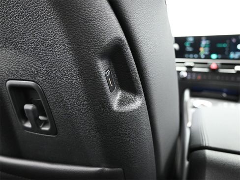 New 2026 Kia Sportage SX Prestige image 15