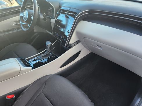 Used 2024 Hyundai Tucson SEL image 16