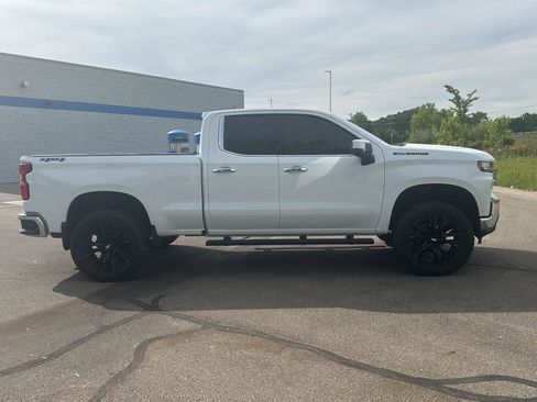 Used 2019 Chevrolet Silverado 1500 LTZ w/ LTZ Plus Package AWD/4WD image 6