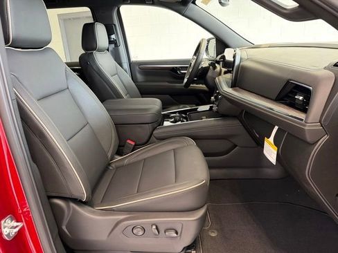 New 2026 Chevrolet Tahoe Premier w/ Sun And Tow Package AWD/4WD image 11