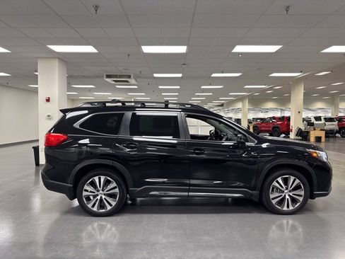 Used 2020 Subaru Ascent Limited w/ Technology Package image 8