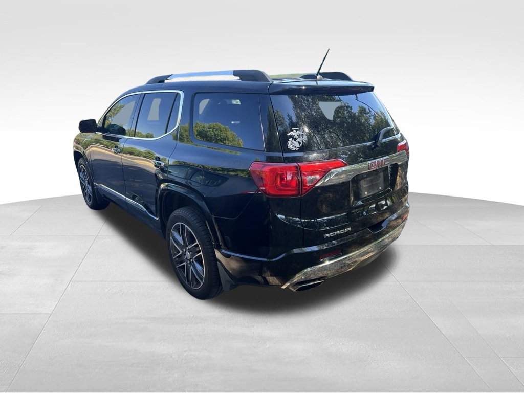 Used 2017 GMC Acadia Denali w/ Technology Package FWD image 7