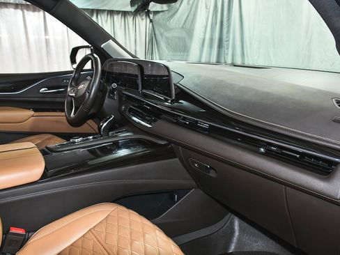 Used 2022 Cadillac Escalade ESV Sport w/ Touring Package AWD/4WD image 65
