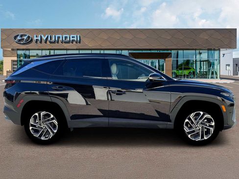 New 2026 Hyundai Tucson Limited image 9