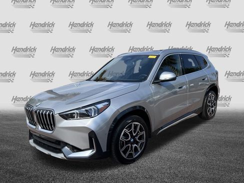 Certified 2025 BMW X1 xDrive28i w/ Convenience Package AWD/4WD image 5