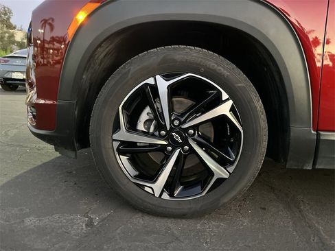 Used 2023 Chevrolet TrailBlazer RS w/ Convenience Package image 31
