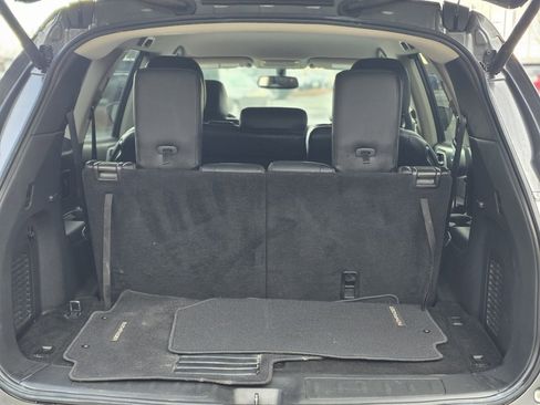 Used 2017 Nissan Pathfinder SL image 10