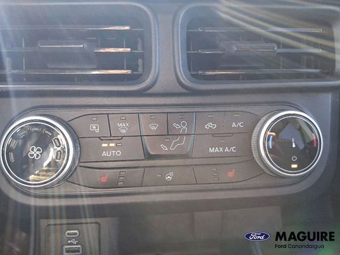 Used 2024 Ford Maverick XLT w/ XLT Luxury Package FWD image 16
