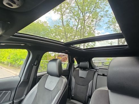 Used 2022 Ford Edge ST w/ Equipment Group 401A AWD/4WD image 8