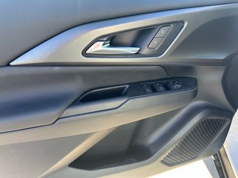 New 2026 Chevrolet Equinox EV LT w/ Comfort Package image 3