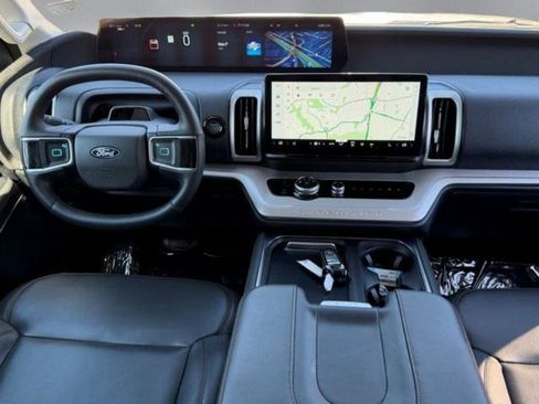 Certified 2025 Ford Expedition Max Active image 3