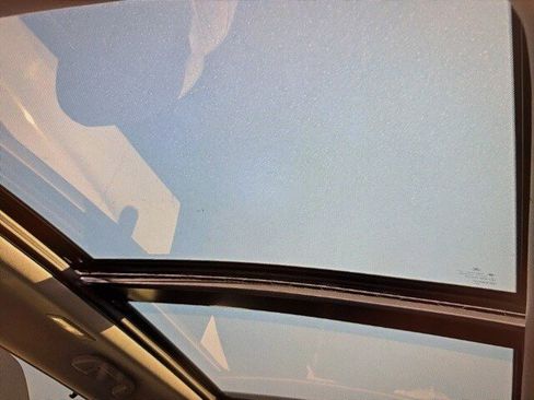 Used 2022 Acura MDX SH-AWD w/ Technology Package image 7