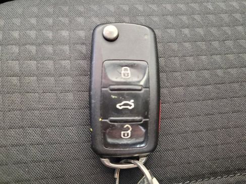 Used 2015 Volkswagen Jetta S FWD image 32