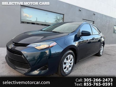 Used 2018 Toyota Corolla XLE image 1