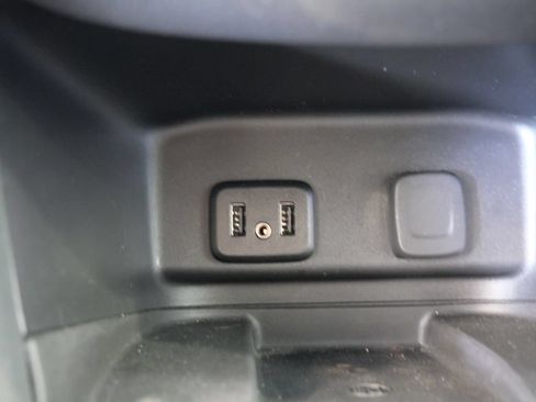 Used 2018 Chevrolet Equinox Premier AWD/4WD image 25