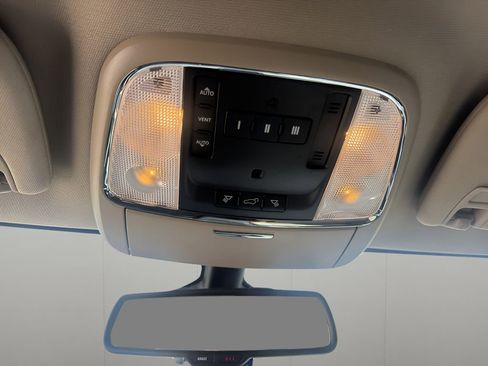 Used 2014 Jeep Grand Cherokee Limited image 13