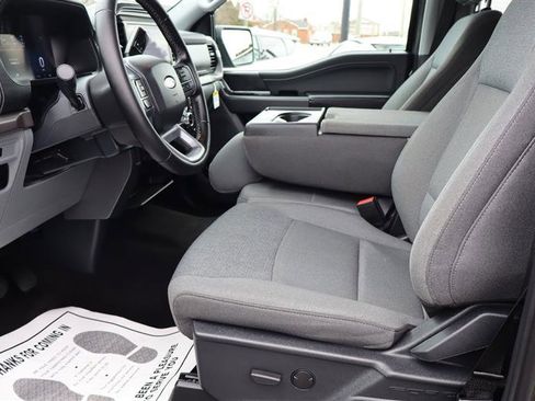 Used 2025 Ford F150 XLT w/ Equipment Group 301A Standard image 8