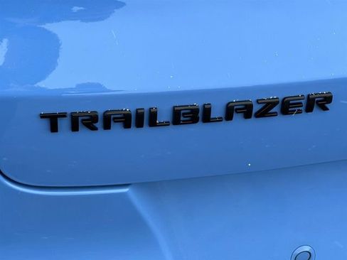 Used 2023 Chevrolet TrailBlazer RS w/ Convenience Package image 30