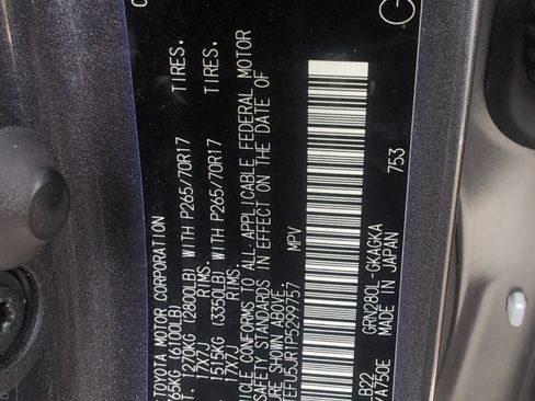 Certified 2023 Toyota 4Runner SR5 Premium w/ Moonroof Package image 32