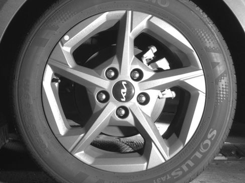 Used 2025 Kia K4 LXS image 14