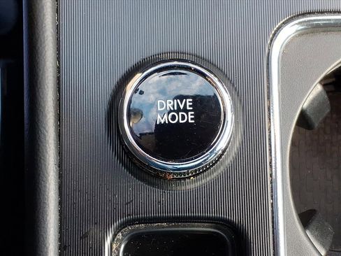 Certified 2023 Lincoln Corsair AWD w/ Equipment Group 101A image 19