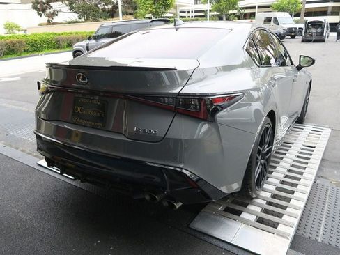 Used 2024 Lexus IS 500 RWD image 9