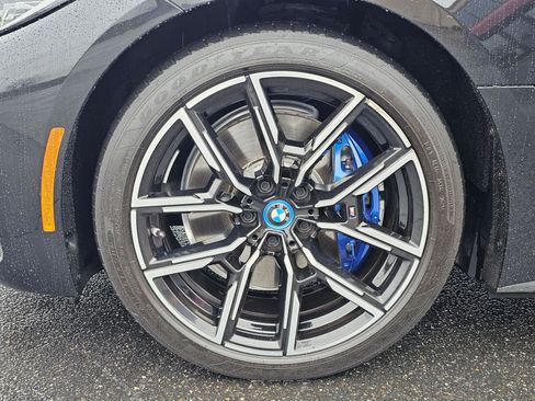 Certified 2022 BMW i4 M50 w/ Premium Package image 8