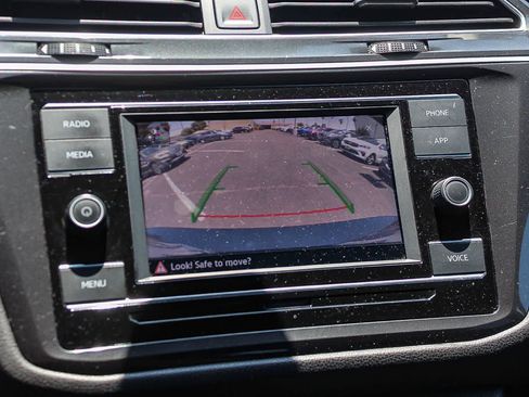Used 2023 Volkswagen Tiguan S FWD image 31