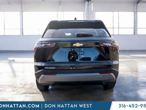 Used 2025 Chevrolet Equinox LT image 27