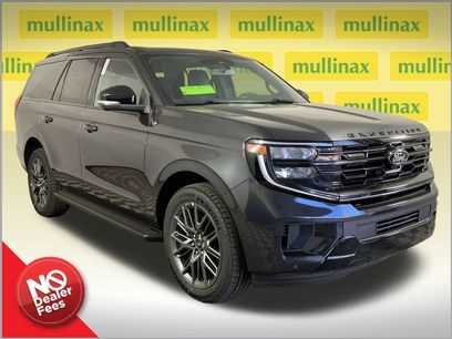 New 2026 Ford Expedition Platinum w/ Stealth Appearance Package