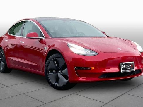 Used 2020 Tesla Model 3 Standard Range RWD image 2