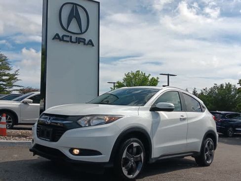 Used 2018 Honda HR-V EX-L image 1