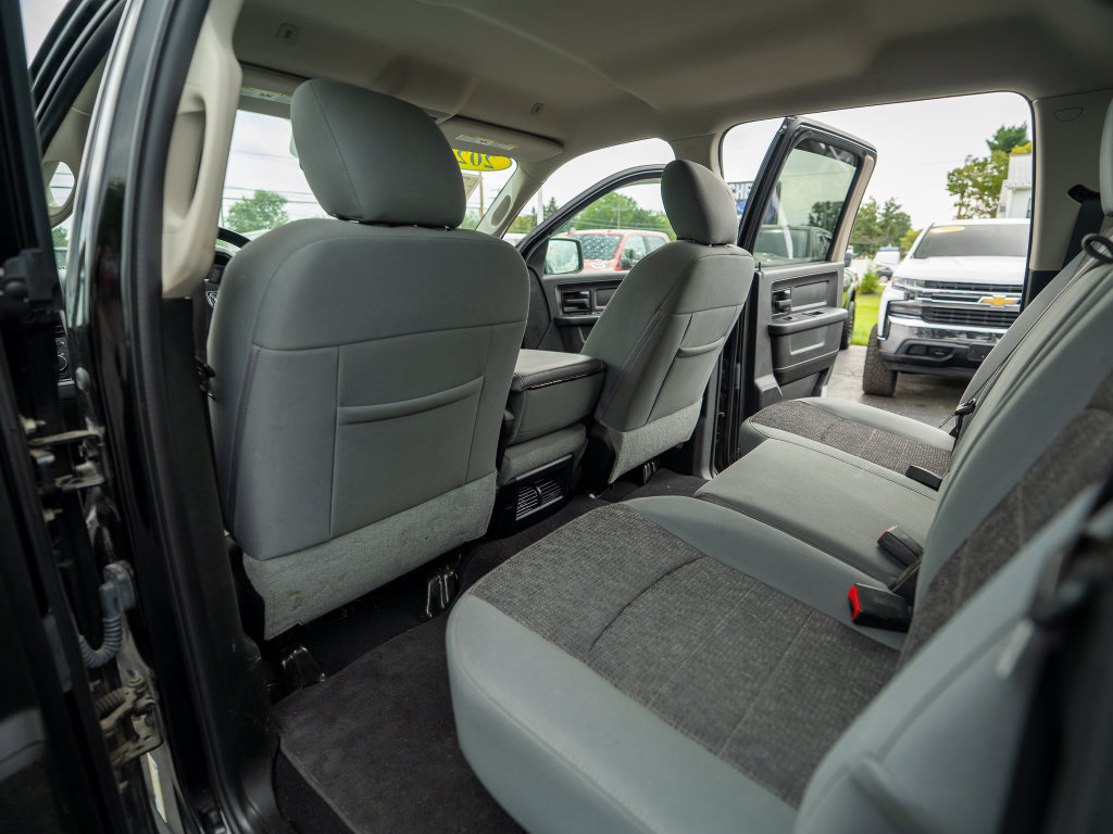 Used 2020 RAM 1500 Express w/ Wheel & Sound Group AWD/4WD image 15