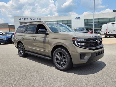 New 2026 Ford Expedition Platinum w/ Stealth Appearance Package