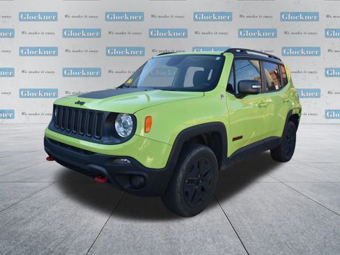 Used 2018 Jeep Renegade Trailhawk w/ Safety & Security Group image 16