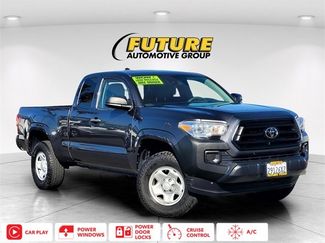 Used 2020 Toyota Tacoma SR video 1