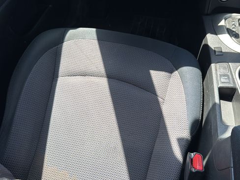 Used 2013 Nissan Rogue SV FWD image 20