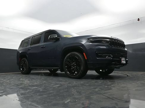 Used 2023 Jeep Wagoneer Series II AWD/4WD image 60