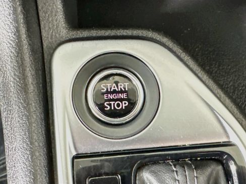 Used 2024 Nissan Sentra SV FWD image 27