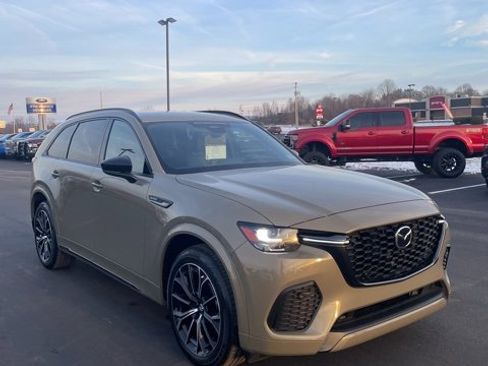 Certified 2025 MAZDA CX-70 3.3 Turbo S w/ Premium Package image 3