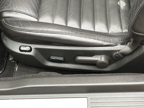 Used 2007 Ford Mustang Shelby GT500 image 9