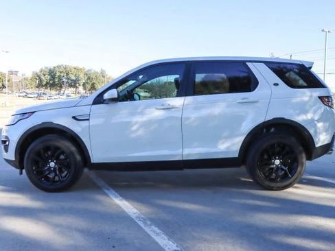 Used 2018 Land Rover Discovery Sport HSE image 4