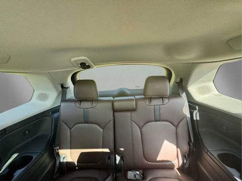 Used 2025 Honda Pilot Elite image 21